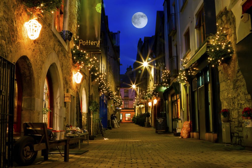 Dublin and Galway Dublin and Galway have been voted amongst the top six friendliest cities in the world, according to the leading Condé Nast Traveler Magazine.