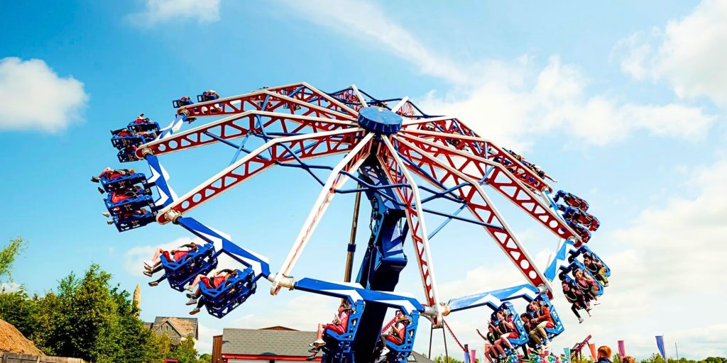 Amusement park ride